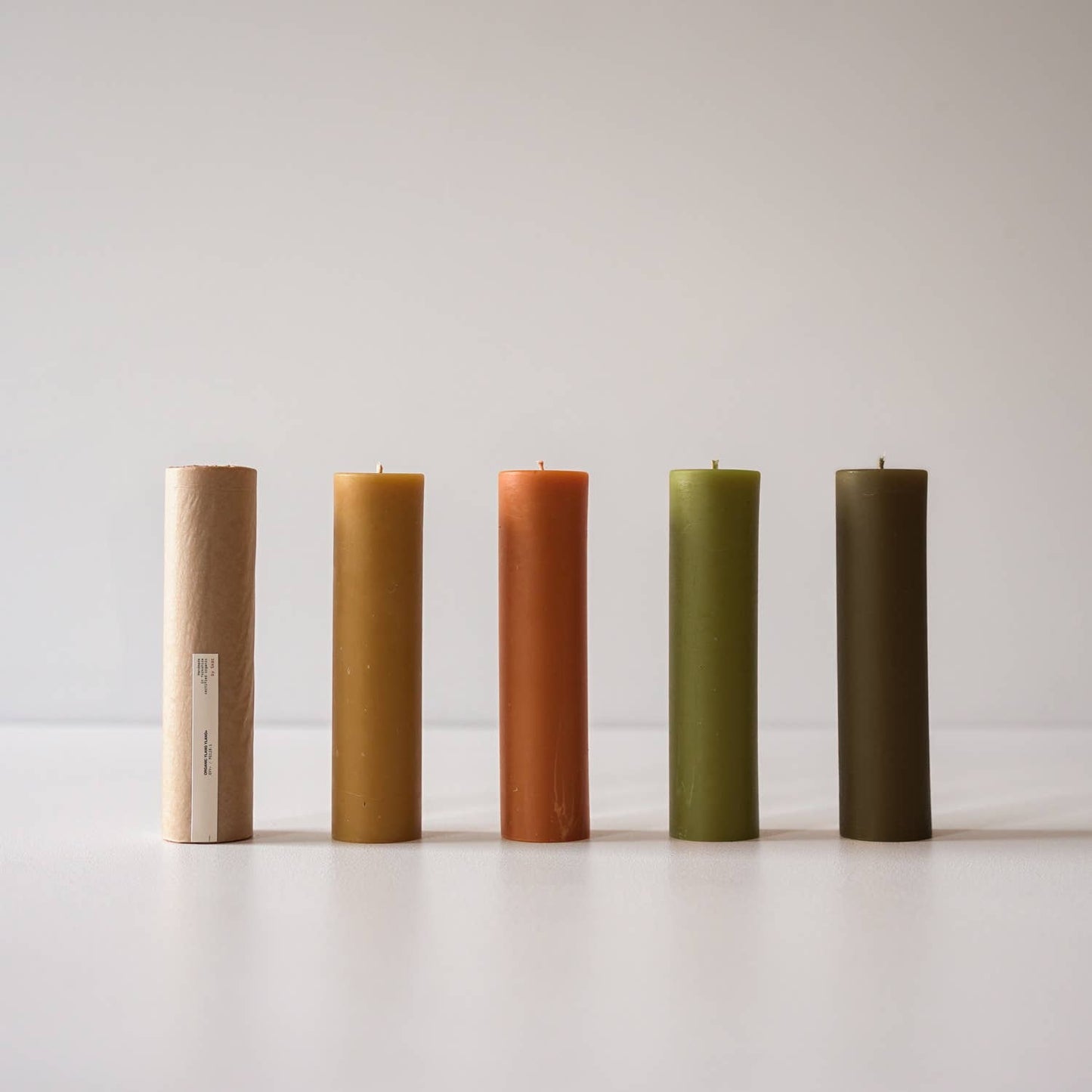 Organic Beeswax & Green Tea Hand-poured Pillar Candle | 14cm