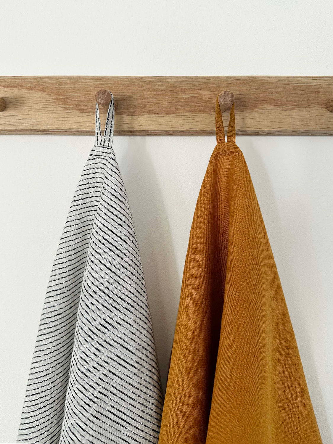 Linen Tea Towel, Set of Two | 47 x 65cm