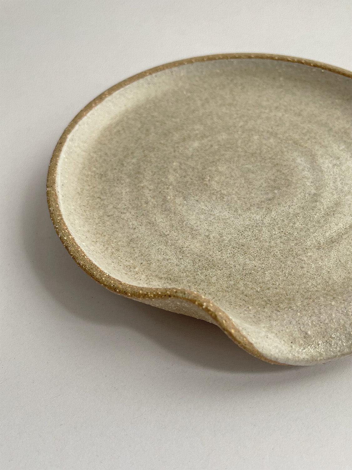 Mushroom ceramic spoon rest - detail.