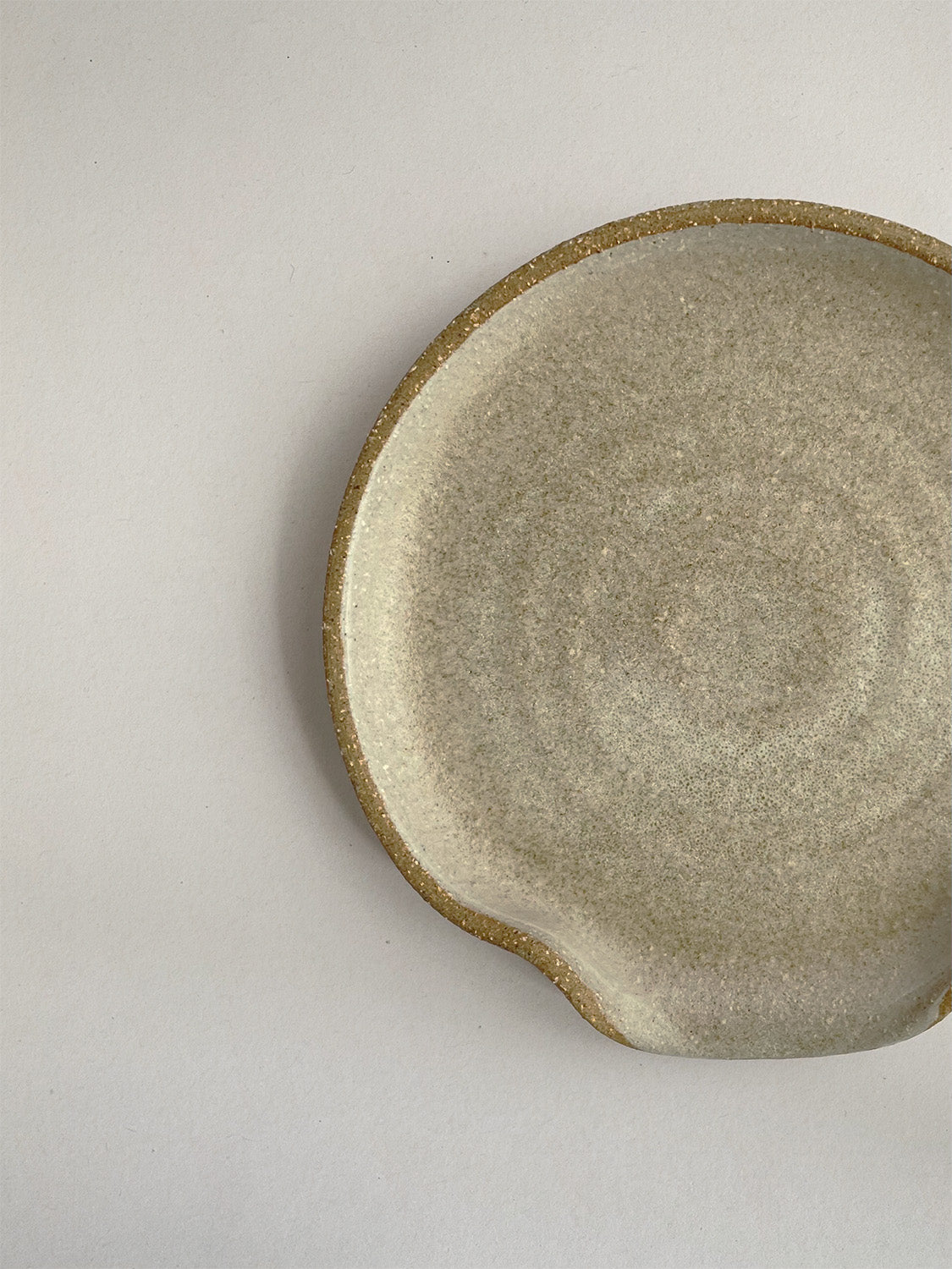 Mushroom ceramic spoon rest - top detail.