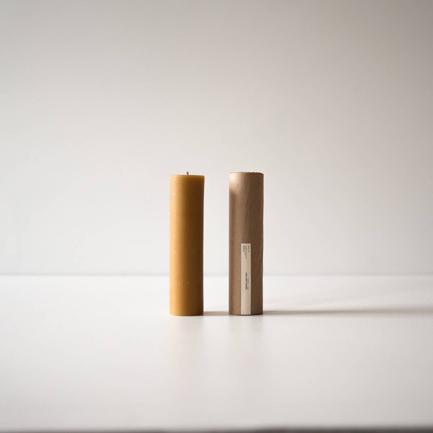 Organic Beeswax & Green Tea Hand-poured Pillar Candle | 14cm