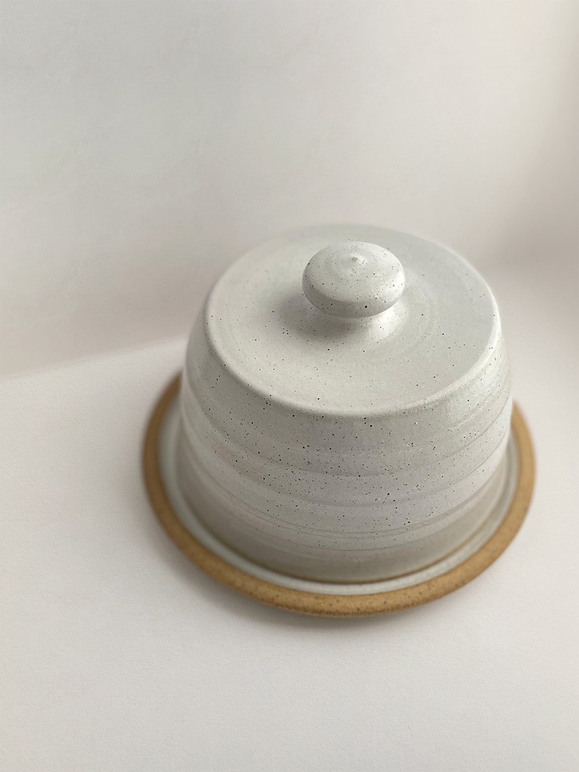 White Speckle Handmade Ceramic Butter Dish with Lid | 16.5cm