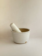 White Speckle Handmade Ceramic Pestle & Mortar | 11cm