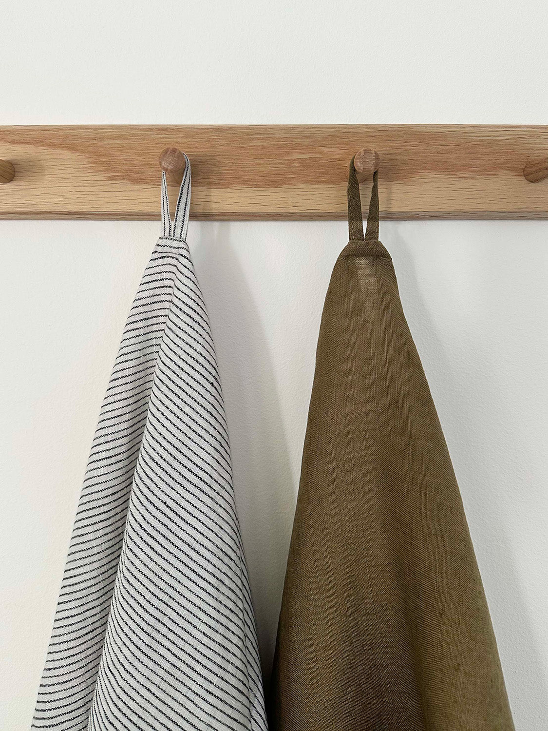 Linen Tea Towel, Set of Two | 47 x 65cm