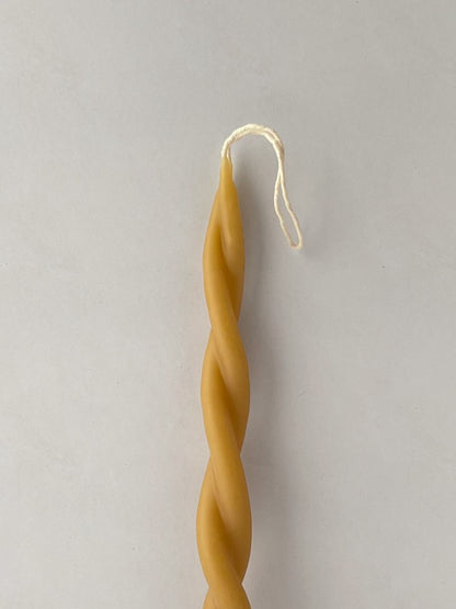 Organic beeswax hand-dipped twisted candle - detail.