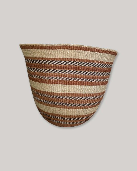 Traditional Fine-Weave Basket | Medium