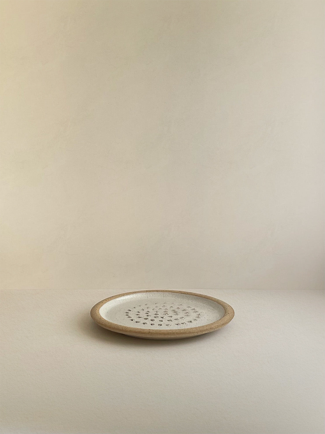 White Speckle Handmade Ceramic Garlic Grater | 10cm